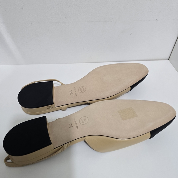 NEW Chanel Goatskin & Grosgrain Slingback Beige/Black, Size 38 - Picture 5 of 8